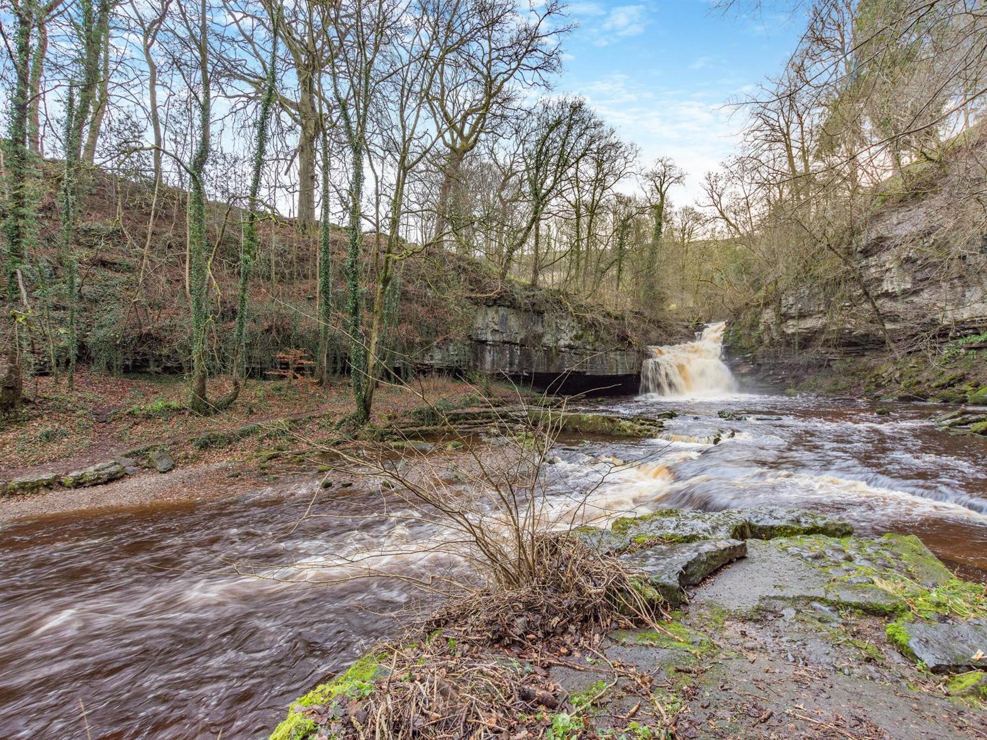 Cauldron Falls West Burton Εξωτερικό φωτογραφία